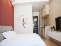 蚌埠暖暖假日酒店 - 标准风格大床房