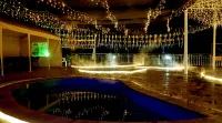 Golden Apple Hot Spring Hotel - Pemandian Air Panas