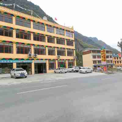 黑水曼扎拉酒店 Hotel Exterior