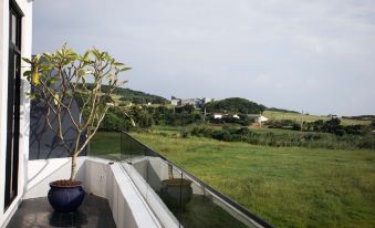 Cloud 9 panorama Guest House