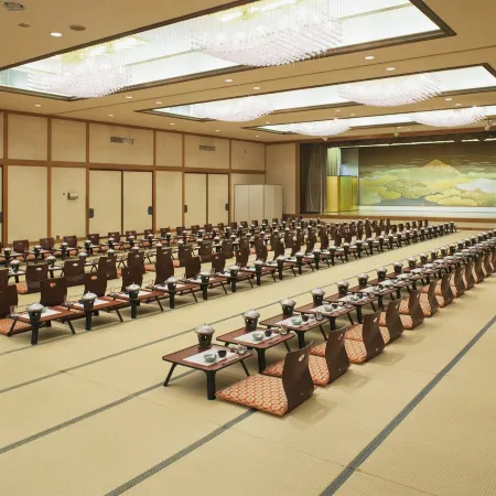 Yuzawa Toei Hotel Отели рядом с достопримечательностью «Горнолыжный курорт Иваппара»