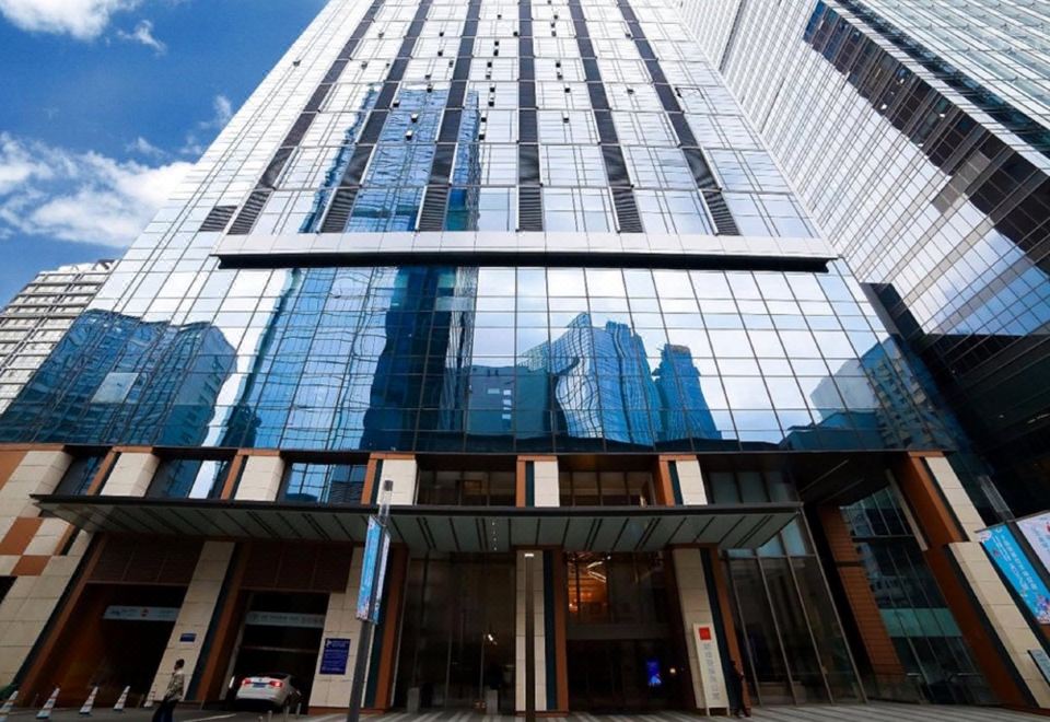 1. 이란 완자 아파..