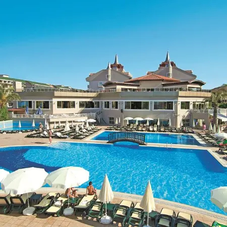 Aydinbey Famous Resort - Ultra All Inclusive