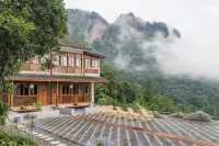 Mount Qingcheng Yunyin · Qingcheng Homestay - Infinity Pools