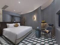 上海开元阿缇客酒店 - 未来派大床房