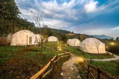 Chongqing Xingyu Xingyuan Tent Homestay please 난톈먼/남천문 관광단지 주변 호텔