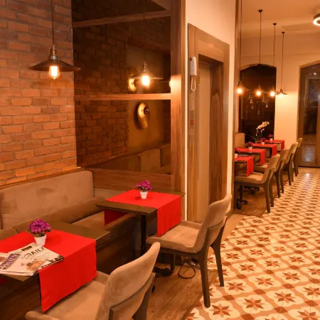 The Pera Hotel Отели рядом с достопримечательностью «Стадион Kasımpaşa»