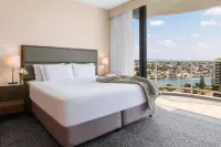 Oaks Gold Coast Hotel