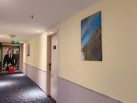 7Days Inn Chain Hotel (Bazhong Nanchinan Road Phoenix City) - 2 stjerner