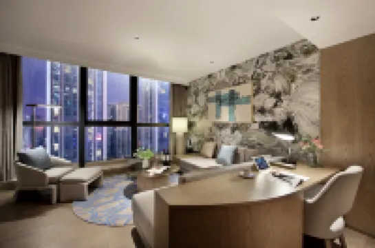 Shenzhen Futian Difu Hotel (Huaqiangbei Branch) Hotels near Huaqiangbei Commercial Street (West to Block A， Qunxing Plaza)