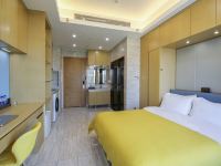 深圳格姆顿轻奢国际公寓 - 时尚行政大床房
