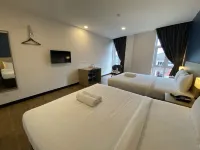 Zone Hotels, Telok Panglima Garang