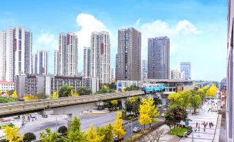 Chongqing Jingmu Hotel (Yuanyang Light Rail Station Branch)