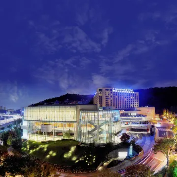 Swiss Grand Hotel Seoul Отели рядом с достопримечательностью «Мапхогу»