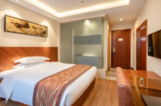 Comfortable hotel inn（Hotels at Jiangsu University of Science and Technology）