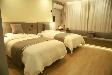 City 118 · selected hotel (Jurong Xianlin Lake Forest Park store)