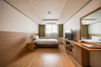 Hotel Rest Seogwipo