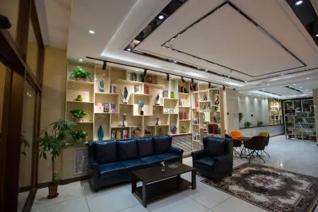 Harbin Wanjia Lights Business Hotel Отели рядом с достопримечательностью «Harbin Vocational College of Science and Technology»