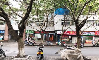 Yincheng Hotel - Housity