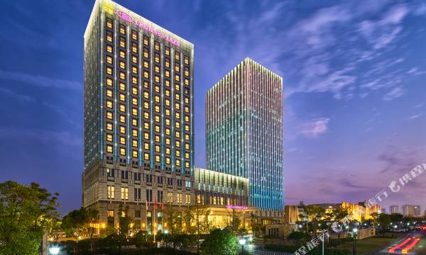 Crowne Plaza Wuhan Development Zone by IHG