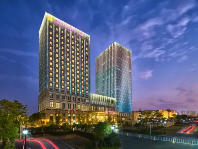 Crowne Plaza Wuhan Hotels in Wuhan