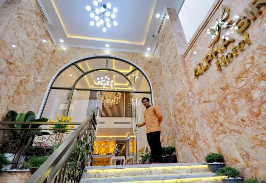 엔젤 호텔 냐짱의 야외 수영장