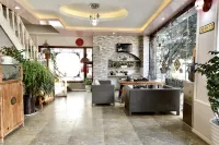 Lijiang Shujian Suoyue Chinese Inn