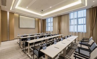 Atour Hotel (Shangyu E You Small Town)