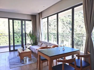 Yujianni Seaview Apartment Hotels near Berman Luxury Wilderness Shimei Bay Tent Camp