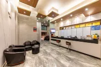 Jichu Hotel (Jianli Rongcheng Avenue Chinese Medicine Hospital Branch)