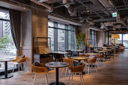 The Blossom Hakata Premier Отели рядом с достопримечательностью «Naka River»