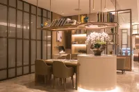 Ramada by Wyndham Zhumadian West Station Hôtels à : Zhumadian