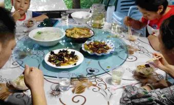 Wudang Mountain Yuanlai Inn