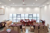 โรงแรมนานาชาติเจิ้งเกา ฉงจั่ว - 3 ดาว