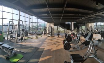 Fengnian Hotel Shenzhen Pingshan High-speed Railway Station (Baolong Subway Station Branch)