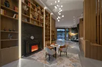Taizhou GTALLIN Light Luxury Hotel (Jiaojiang Shifu Avenue) - románticos