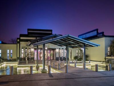 Renwen Yuexi Hotel