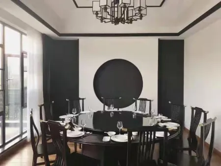 Changshan Shiyun Shanshe Homestay Отели в г. Шаншань