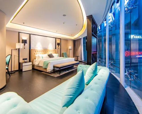 Xana Hotelle Hotel (Tianjin Station Binjiang Road Commercial Street) Hotels near Heping