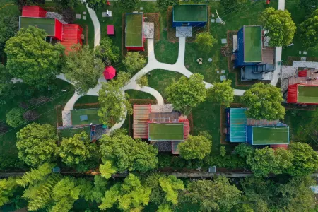 Jiangnan Red Village Отели рядом с достопримечательностью «The Tribute Tea Museum of Tang Daynsaty»
