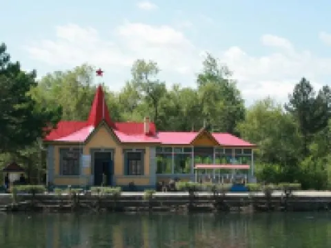 Xingang Hotel Hotels in Zhalantun