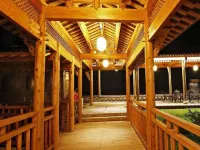 歙縣貢筍山莊·徽派旅居康養度假基地 - 2 星級