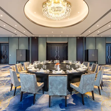 Jianguo Hotel