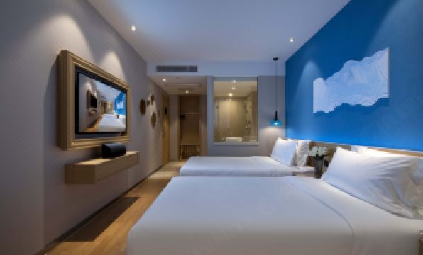 Orange Hotel (Nanjing South Railway Station Baijiahu)