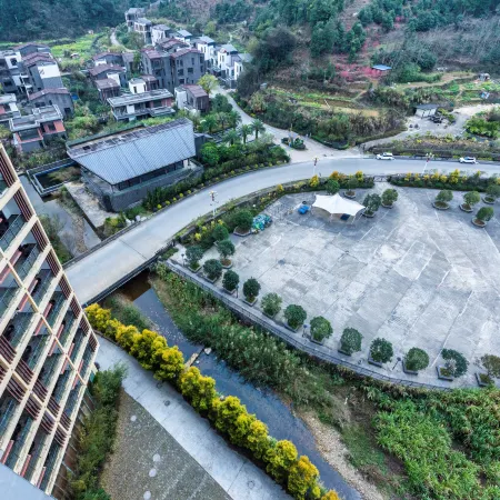 Lajia Hotel