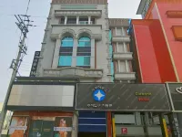 Diamond Motel