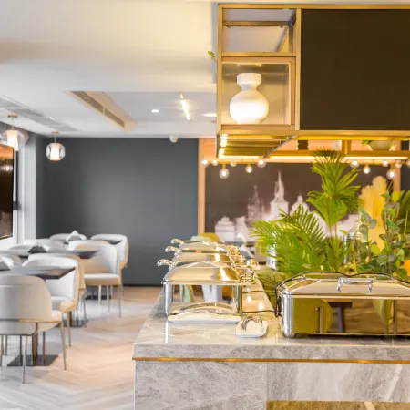 Ozz·nice4·Sealand S Hotel (Chengdu Panda Base Longtansi Metro Station Branch)
