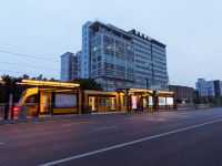 星程酒店(上海松江荣乐东路店) - 酒店外部