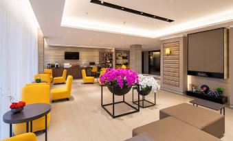Homeinn Plus Hotel (Shenyang Santai Subway Station Santai Wanxianghui)