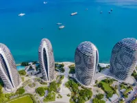 Phoenix Island Resort Sanya Hotels near Luhuitou Park